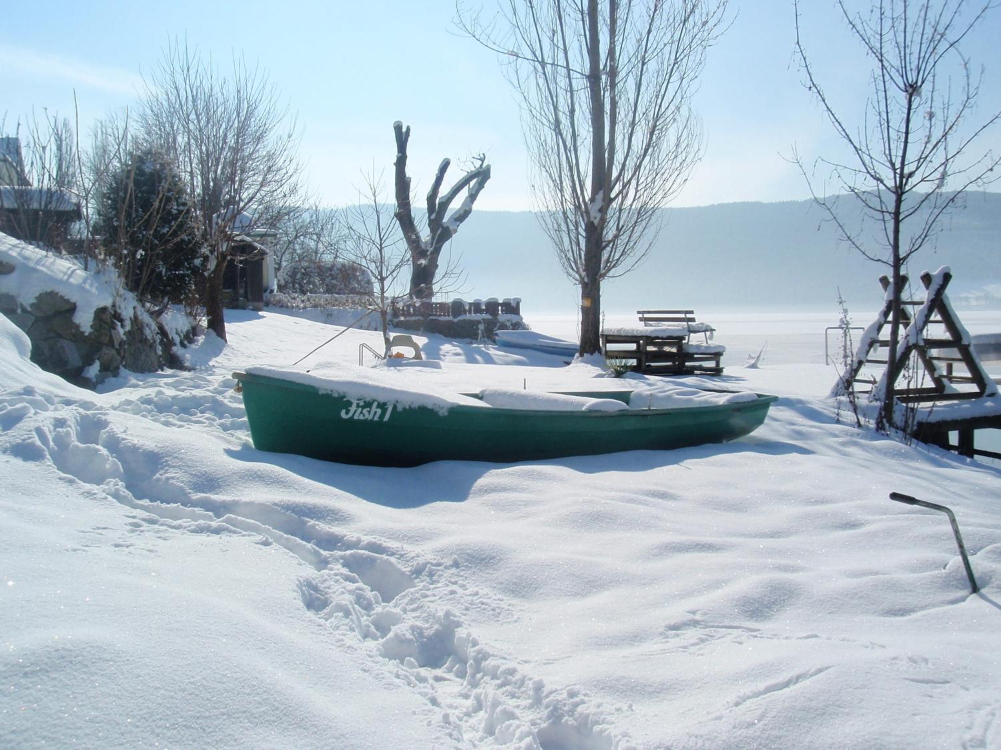 Ferienwohnungen Fischerhaus - Direkt Am See Millstatt Exterior photo