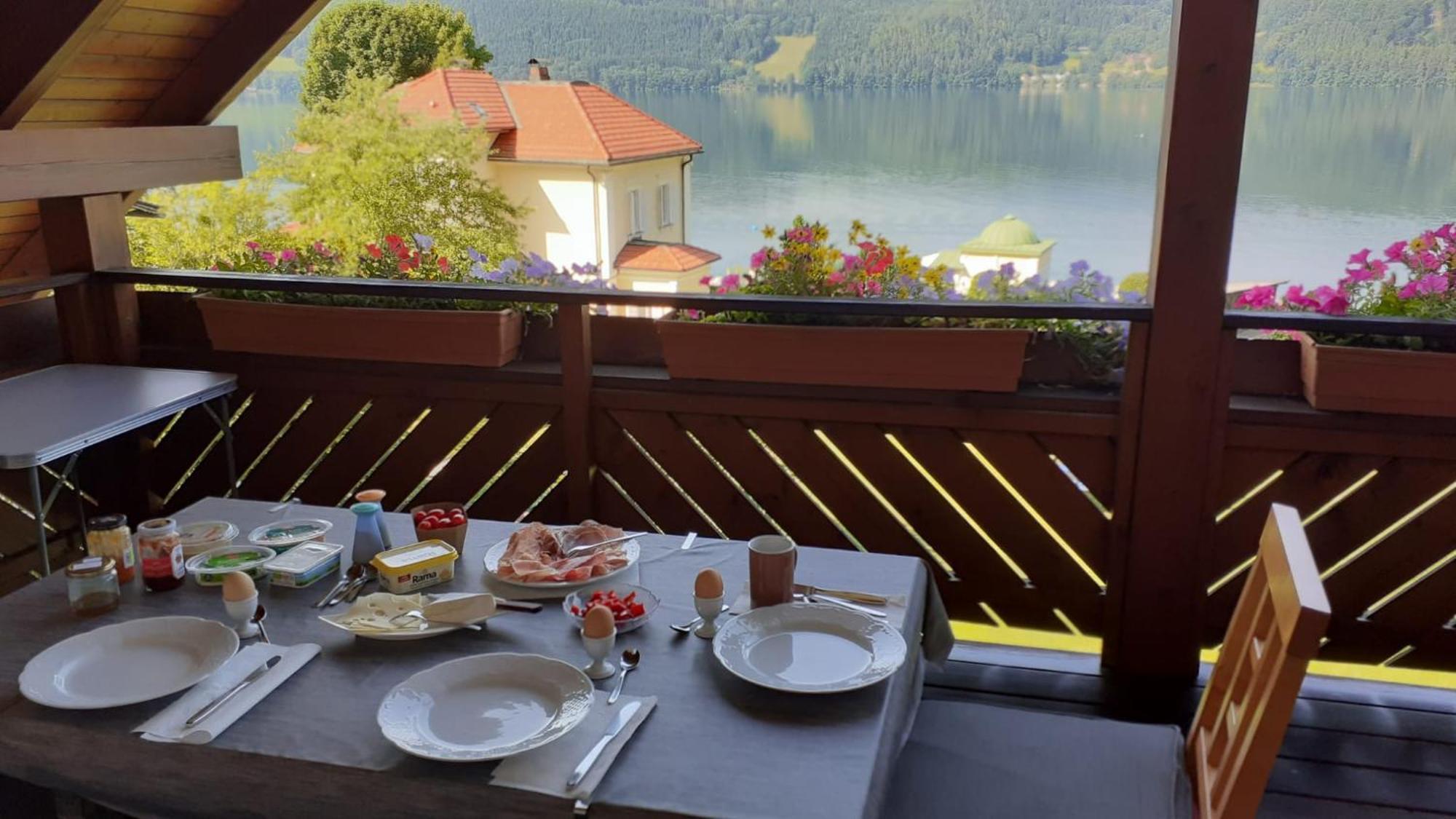 Ferienwohnungen Fischerhaus - Direkt Am See Millstatt Exterior photo